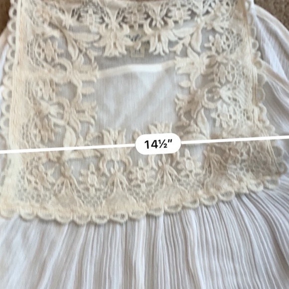 Listicle white lace boho tank top - Picture 4 of 5